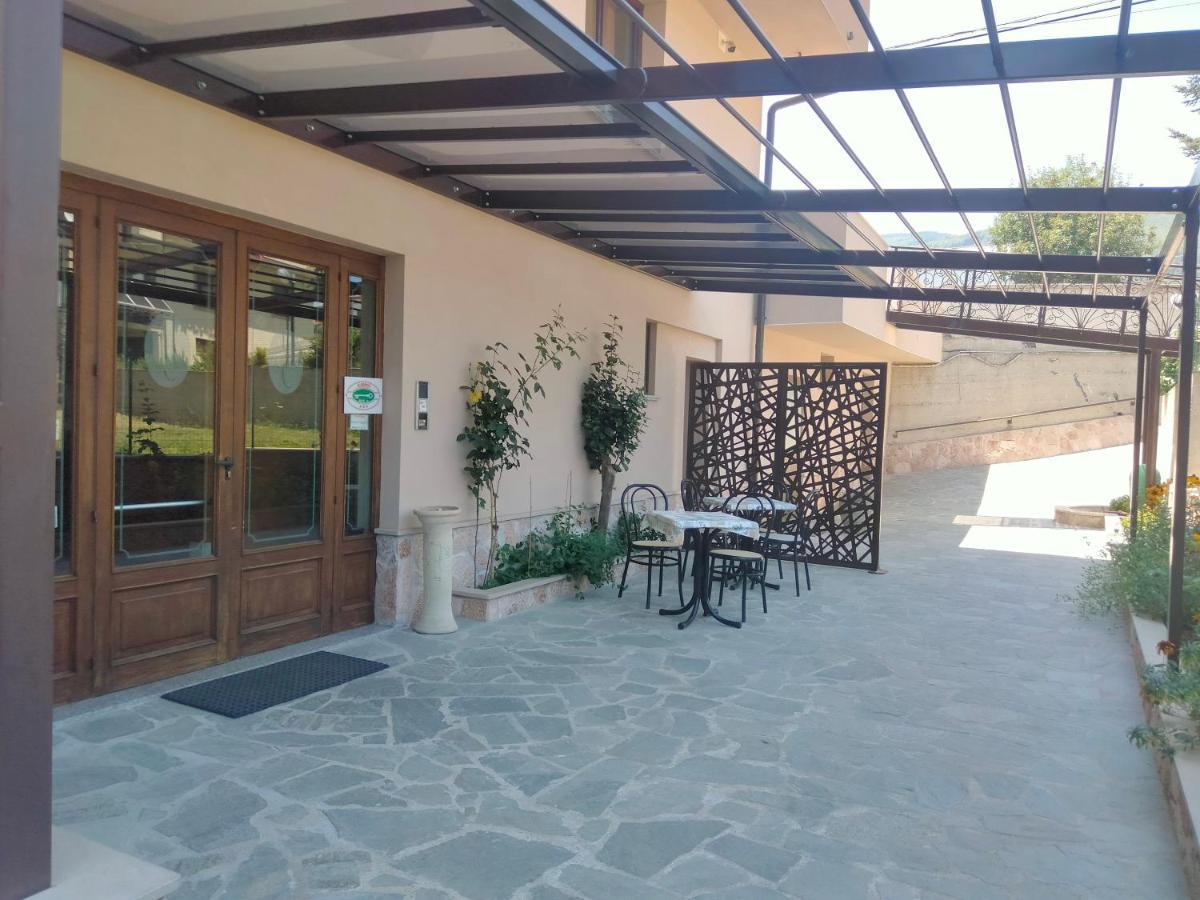Hotel Ristorante Caligiuri Decollatura Bagian luar foto